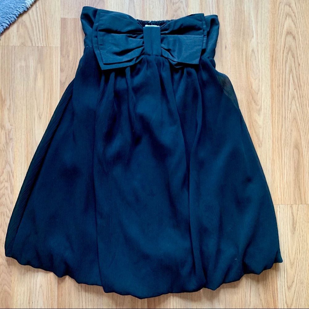 Bubble black dress front bow size s